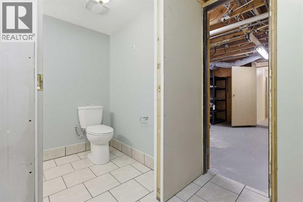 827 Forlee Drive Se, Calgary, Alberta  T2A 2E7 - Photo 32 - A2301126