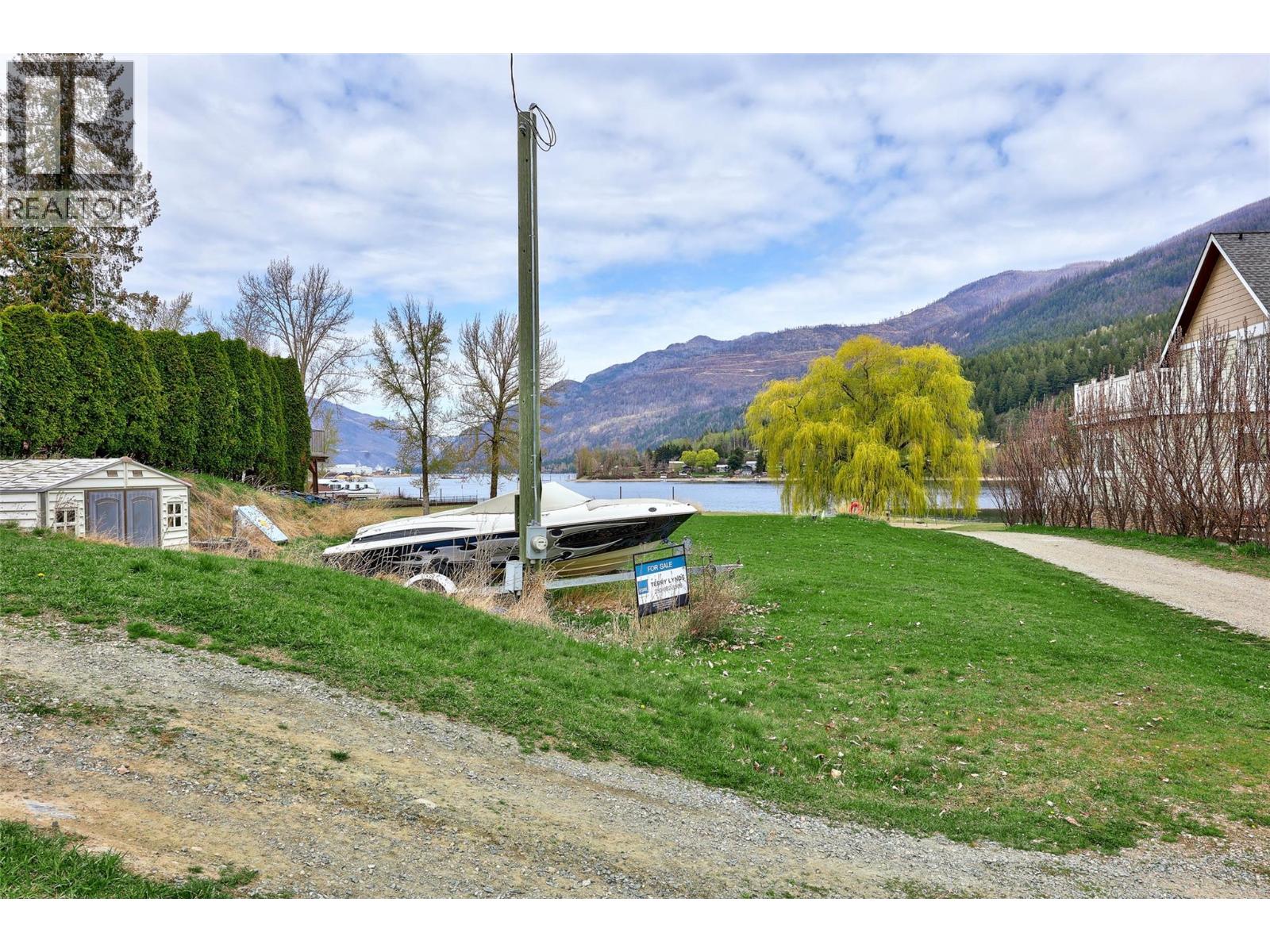 8758 Holding Road Unit# 7, Adams Lake, British Columbia  V0E 1M2 - Photo 8 - 10374095