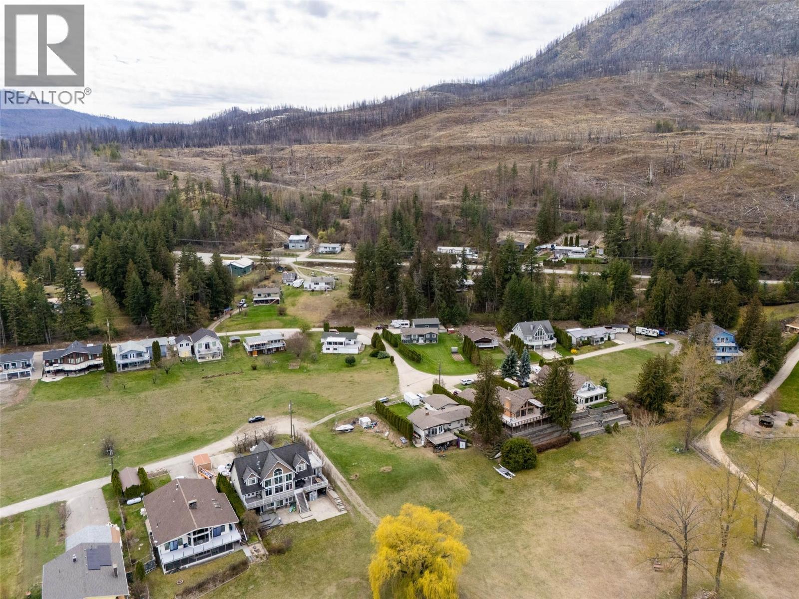 8758 Holding Road Unit# 7, Adams Lake, British Columbia  V0E 1M2 - Photo 18 - 10374095