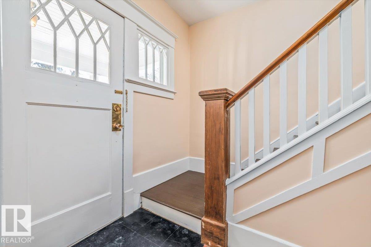 10818 125 St Nw, Edmonton, Alberta  T5M 0L4 - Photo 3 - E4483569