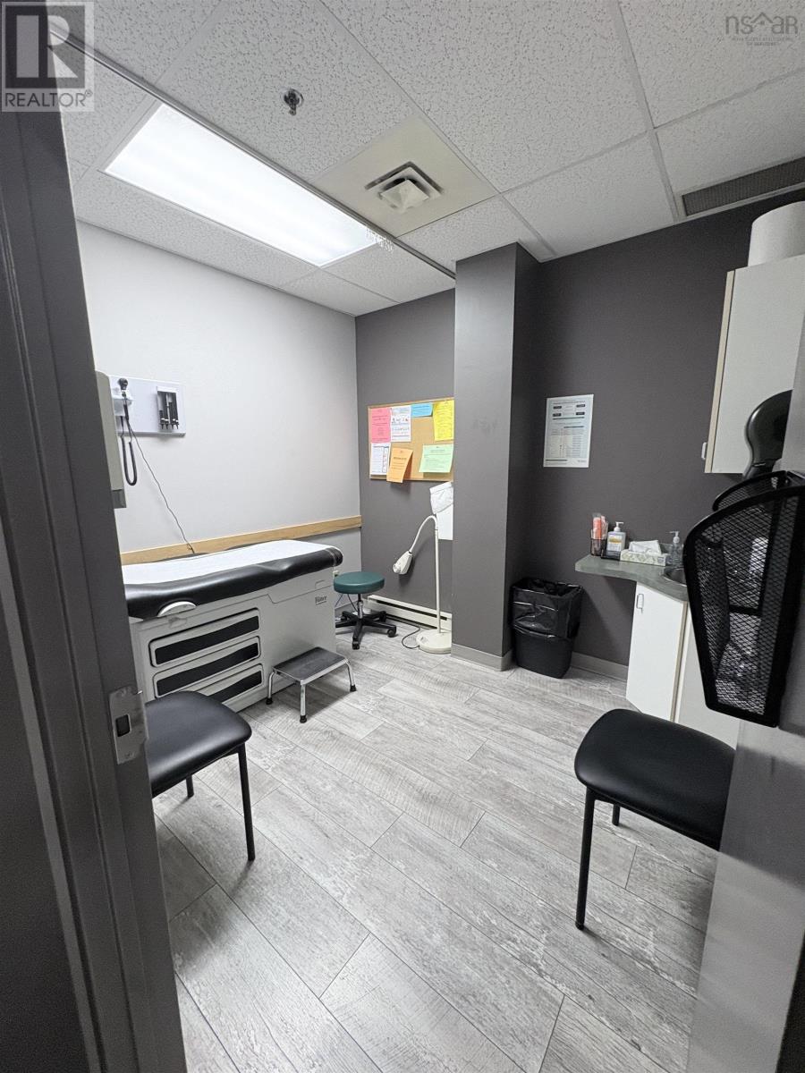 102 5991 Spring Garden Road, Halifax, Nova Scotia  B3H 1Y6 - Photo 11 - 202608275