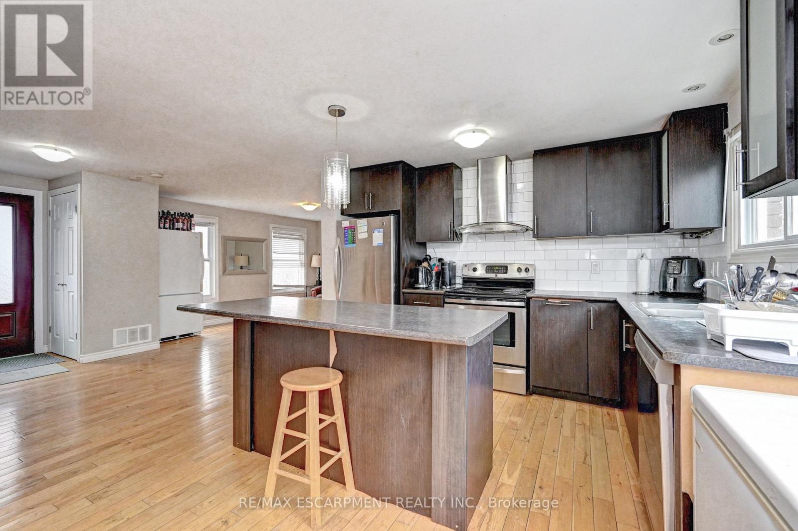 510 Kortright Road W, Guelph, Ontario  N1G 3Z1 - Photo 11 - X13032036