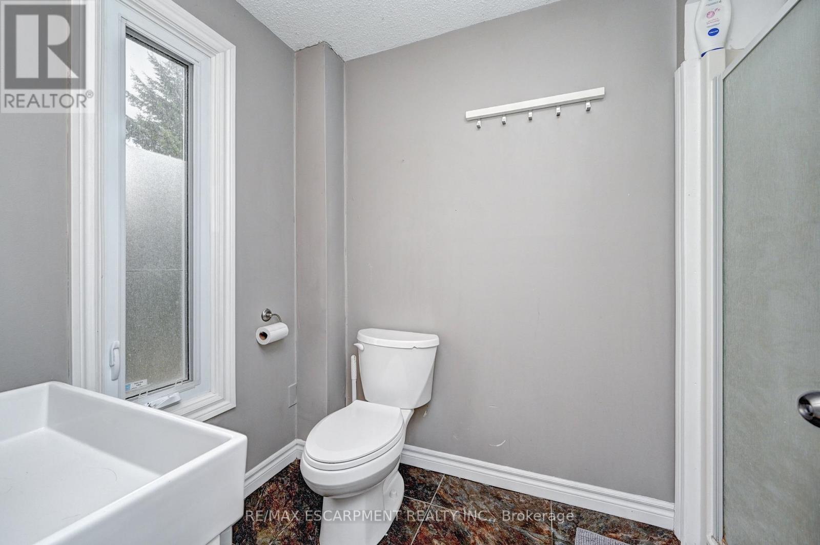 510 Kortright Road W, Guelph, Ontario  N1G 3Z1 - Photo 18 - X13032036