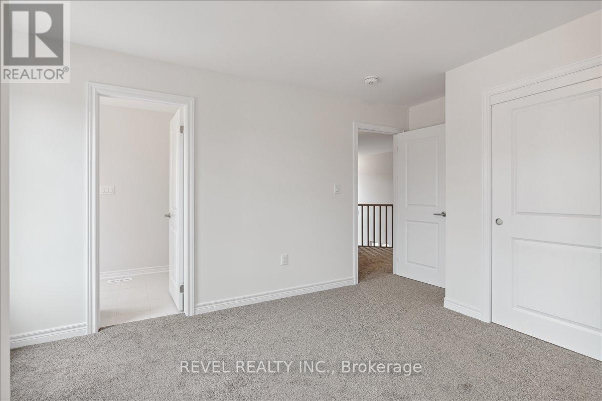 120 Starfire Crescent, Hamilton, Ontario  L8E 5G9 - Photo 21 - X13032054