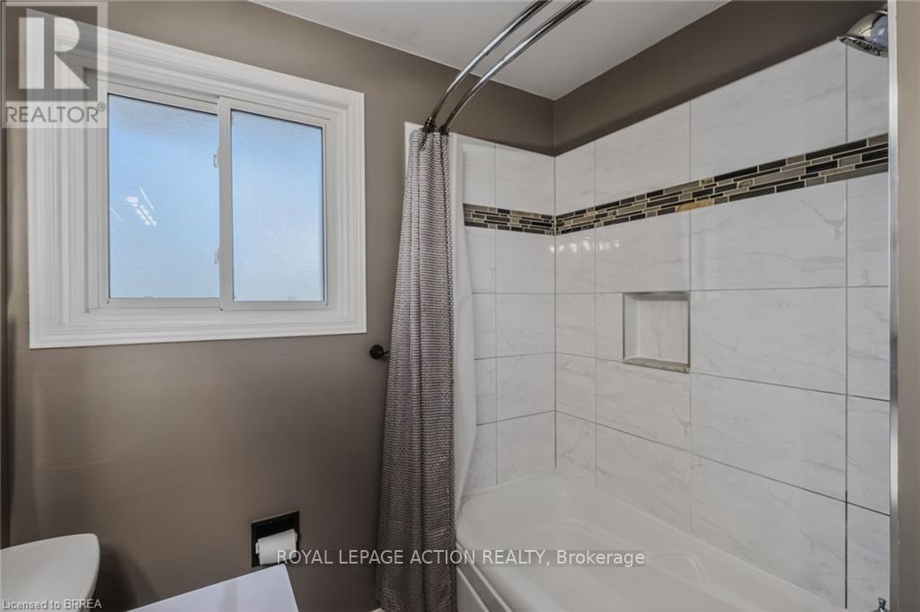 27 Allanton Boulevard, Brantford, Ontario  N3R 3B8 - Photo 31 - X13032056