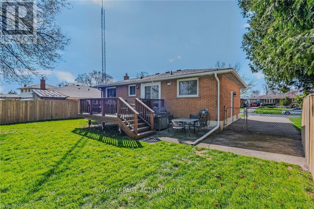 27 Allanton Boulevard, Brantford, Ontario  N3R 3B8 - Photo 8 - X13032056