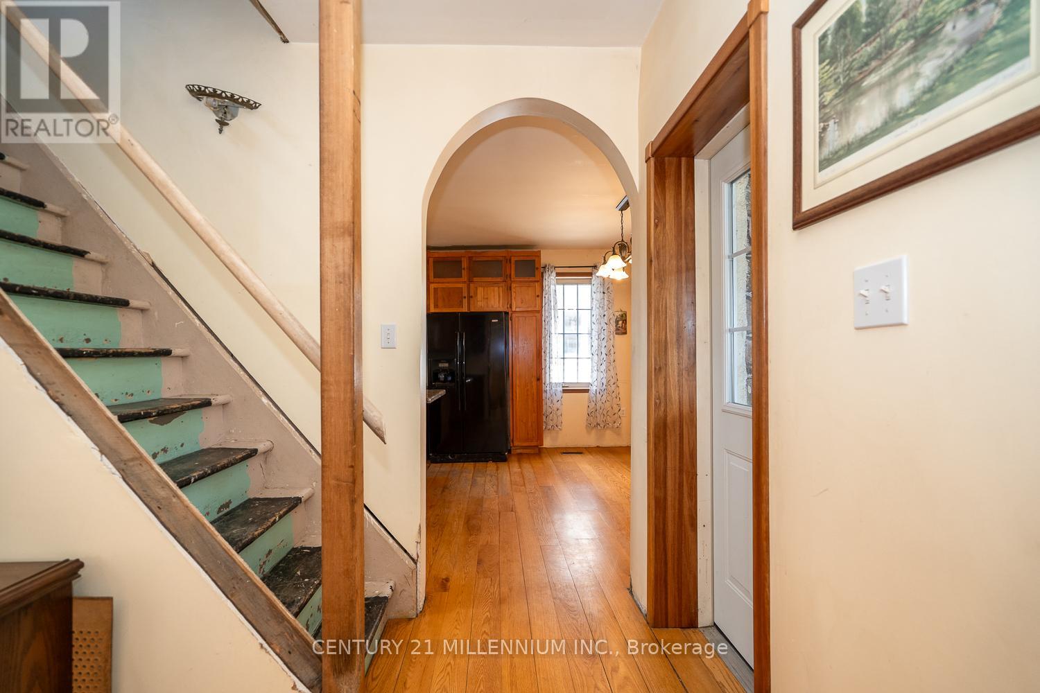 18 Crozier Street, East Luther Grand Valley, Ontario  L9W 5N6 - Photo 11 - X13032104