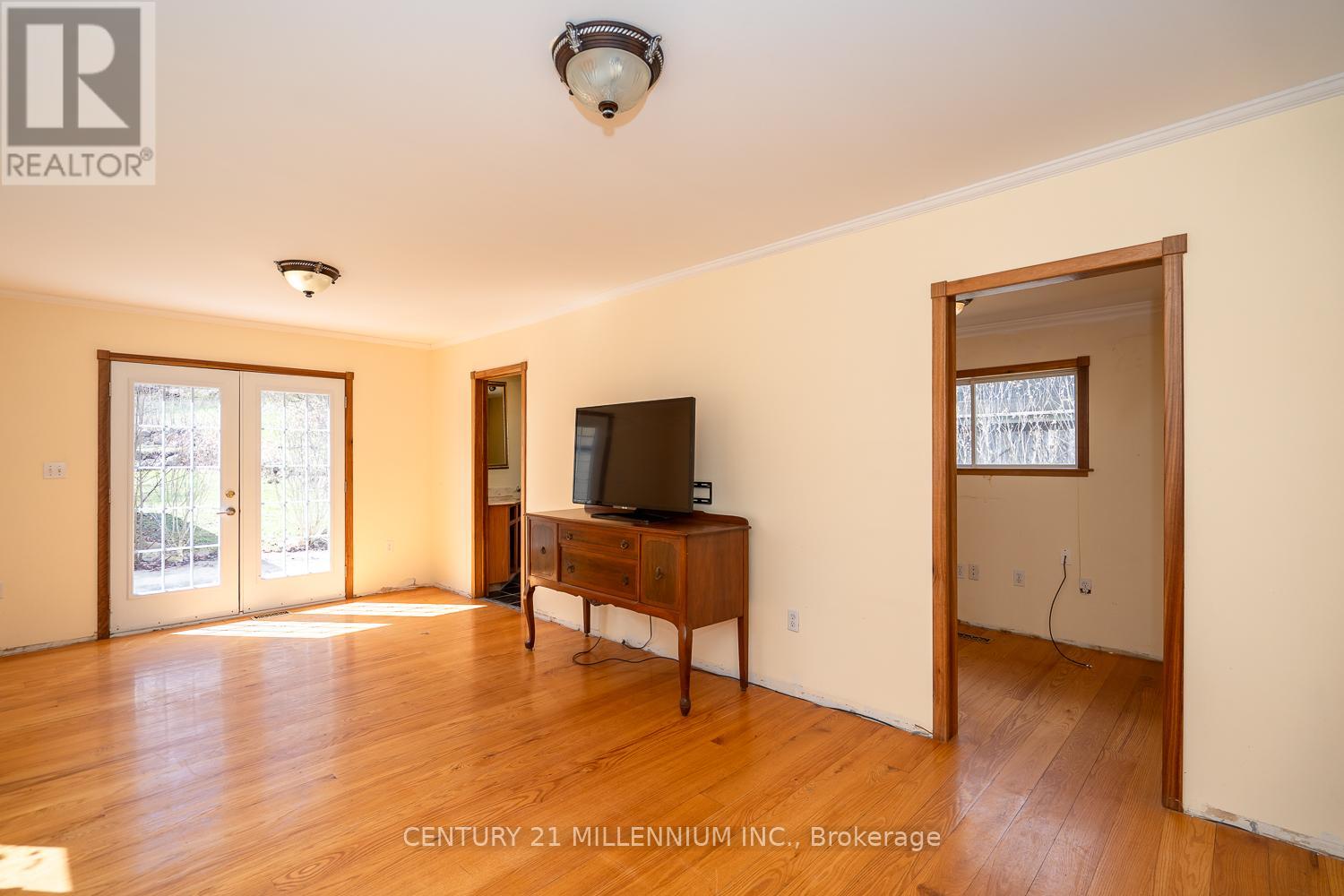 18 Crozier Street, East Luther Grand Valley, Ontario  L9W 5N6 - Photo 4 - X13032104