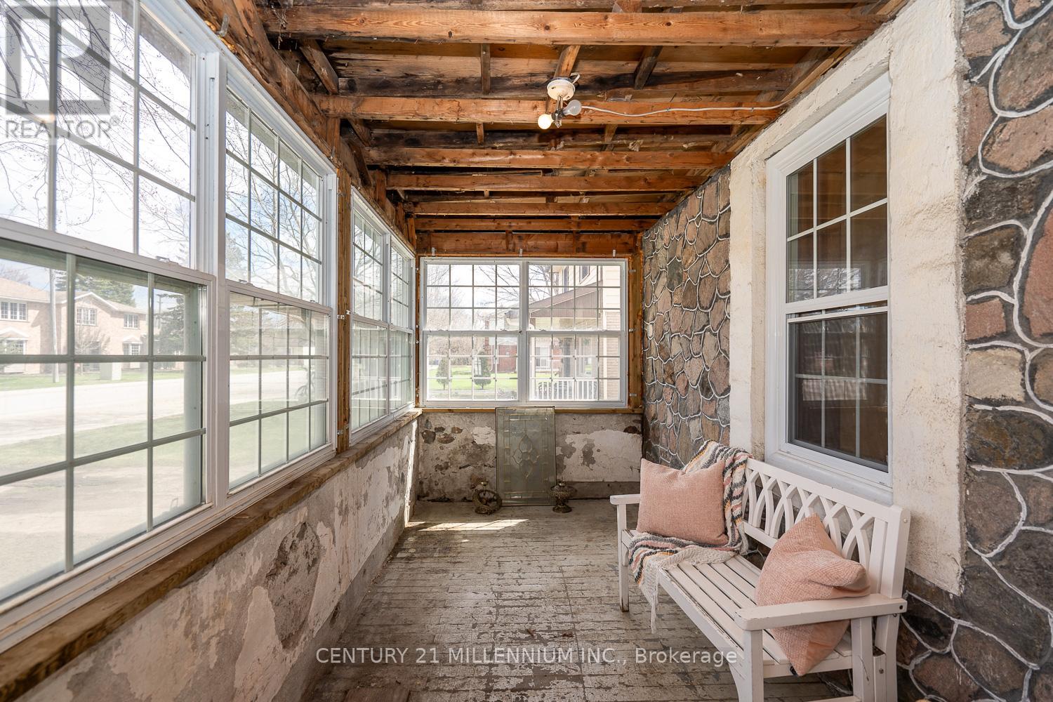 18 Crozier Street, East Luther Grand Valley, Ontario  L9W 5N6 - Photo 9 - X13032104