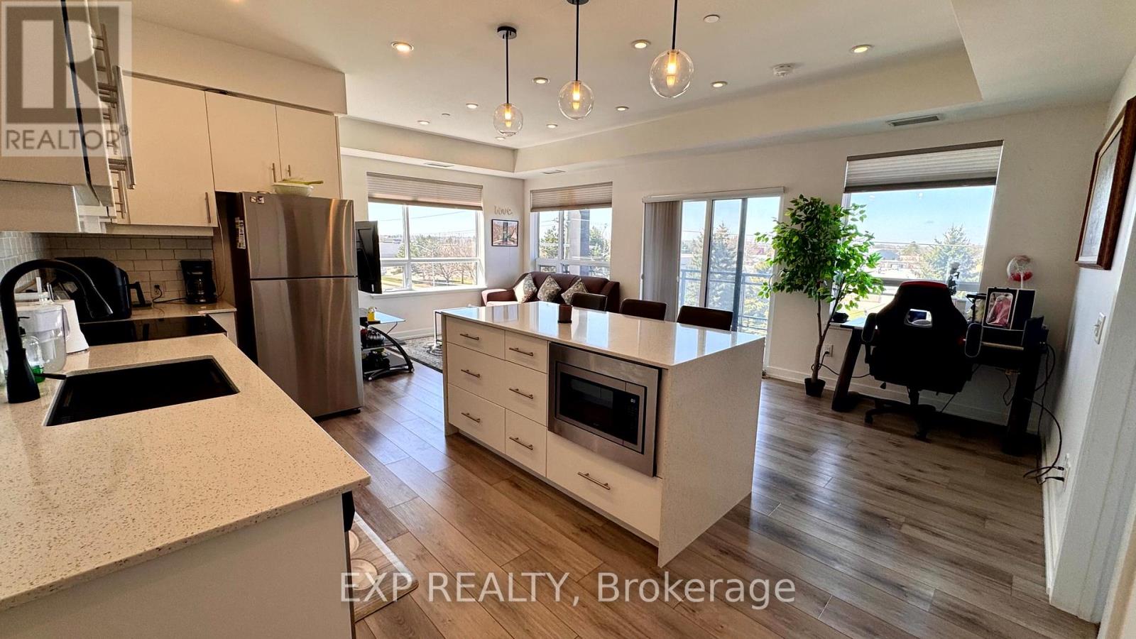 301 - 255 Northfield Drive E, Waterloo, Ontario  N2K 0G5 - Photo 2 - X13032132