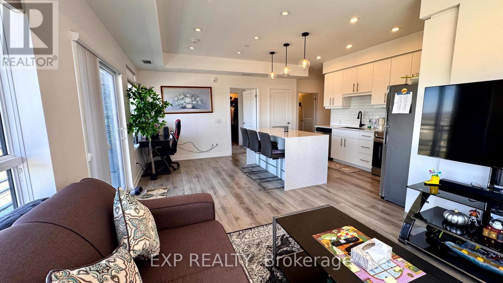 301 - 255 Northfield Drive E, Waterloo, Ontario  N2K 0G5 - Photo 4 - X13032132