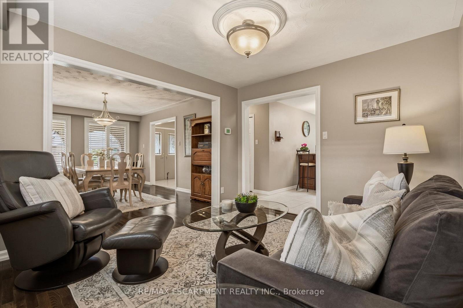 263 Guildwood Drive, Hamilton, Ontario  L9C 6W7 - Photo 10 - X13032158