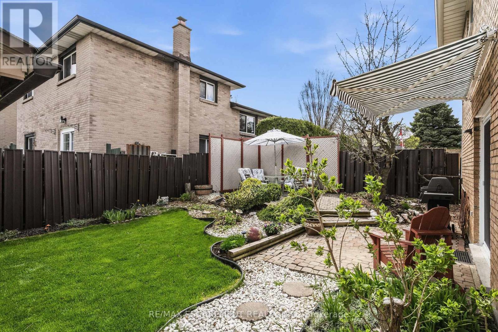 263 Guildwood Drive, Hamilton, Ontario  L9C 6W7 - Photo 43 - X13032158