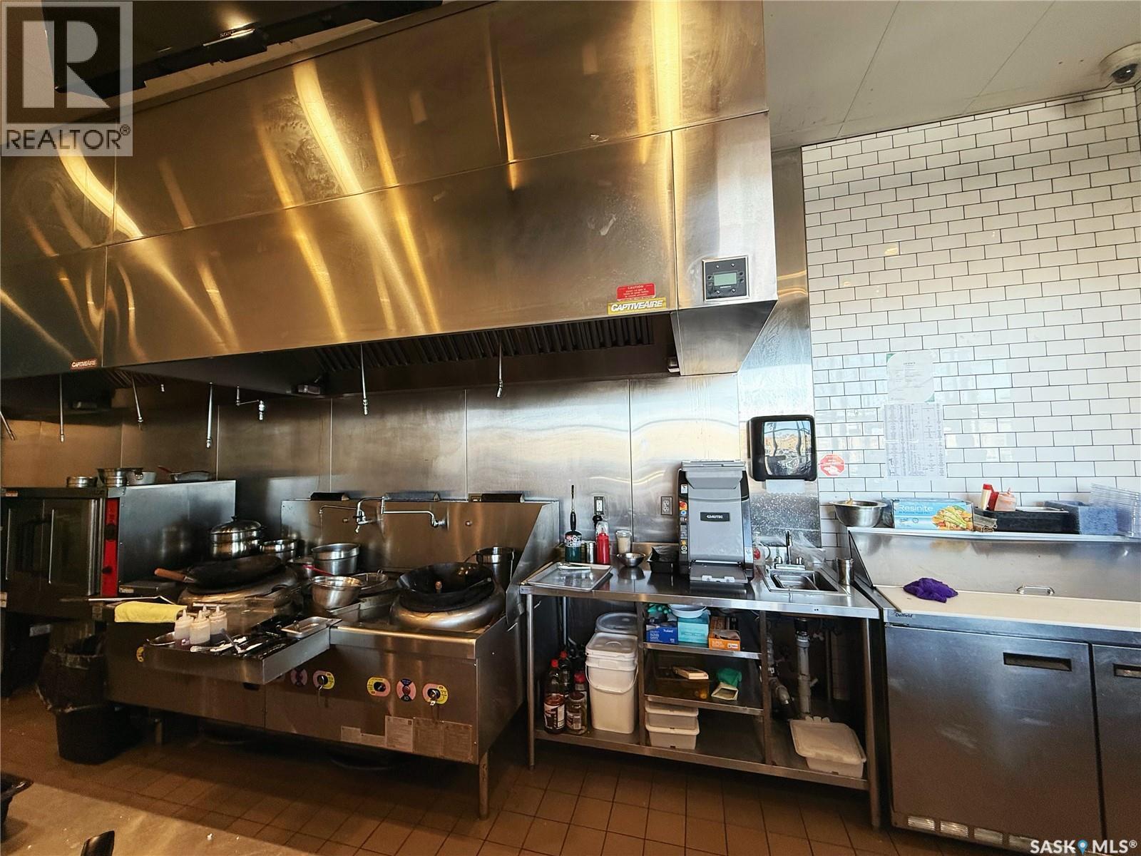 5885 Rochdale Boulevard, Regina, Saskatchewan  S4X 2P9 - Photo 13 - SK033675