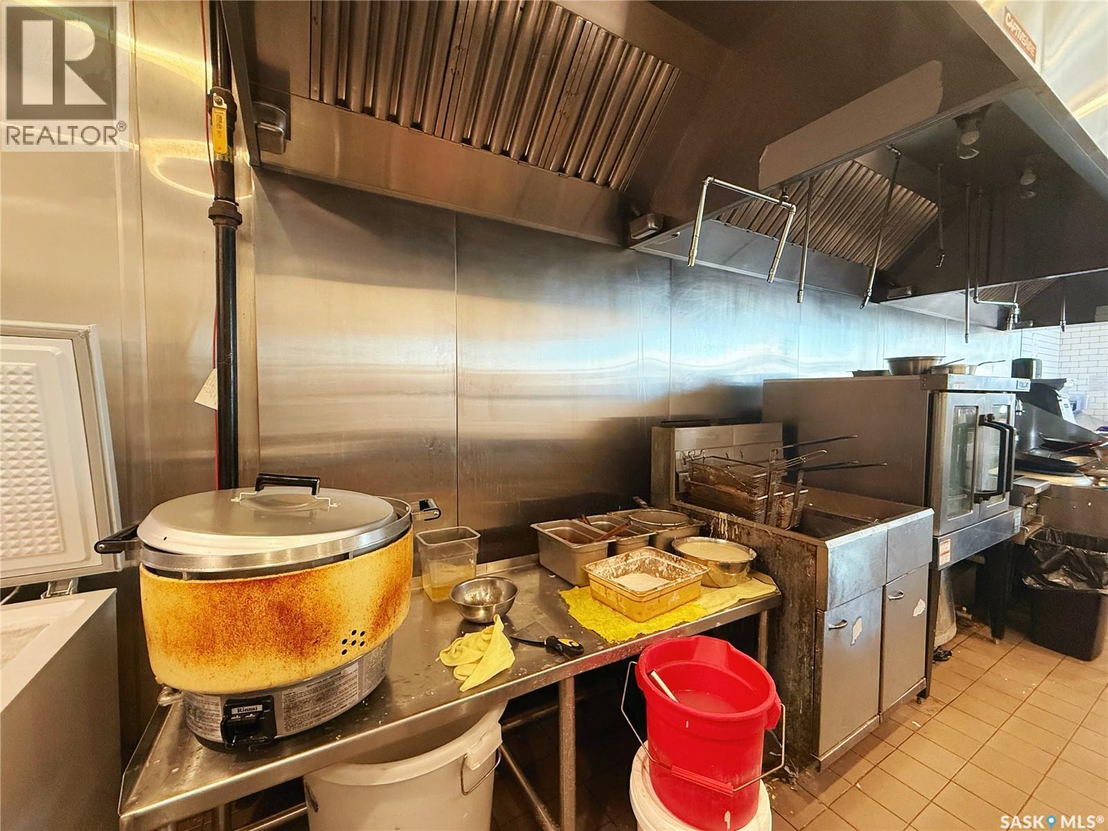 5885 Rochdale Boulevard, Regina, Saskatchewan  S4X 2P9 - Photo 14 - SK033675