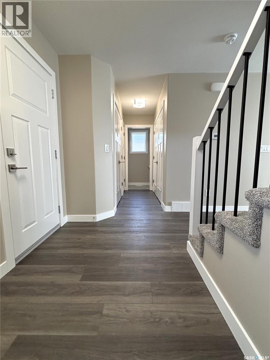 371 Childers Crescent, Saskatoon, Saskatchewan  S7L 4L1 - Photo 4 - SK033667