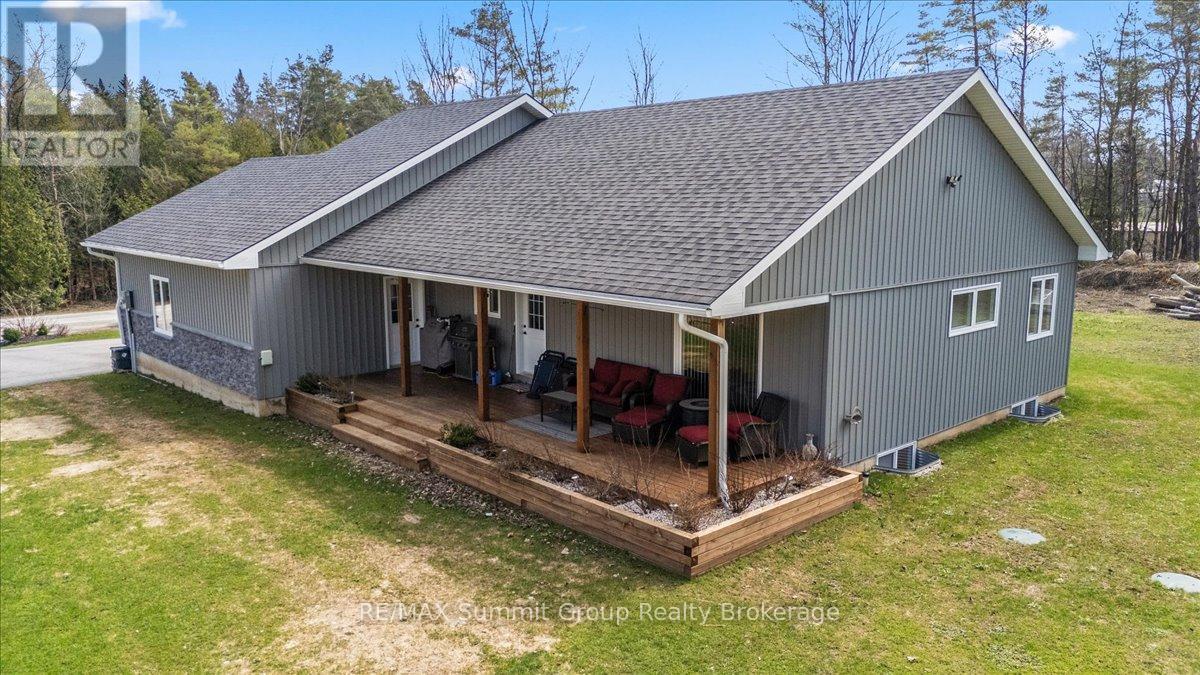 135 Confederation Drive, Chatsworth, Ontario  N0H 1R0 - Photo 29 - X12755256