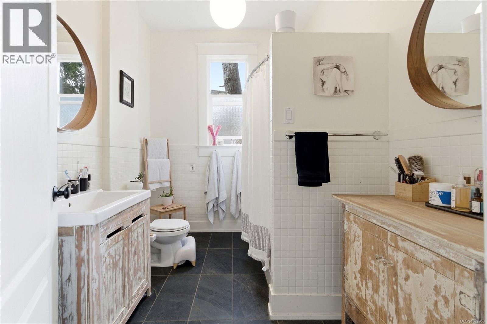 755 Wilson St, Victoria, British Columbia  V9A 3H4 - Photo 21 - 1032953