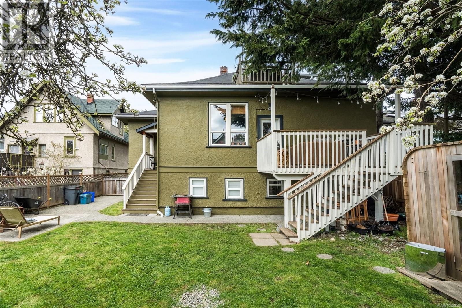 755 Wilson St, Victoria, British Columbia  V9A 3H4 - Photo 40 - 1032953