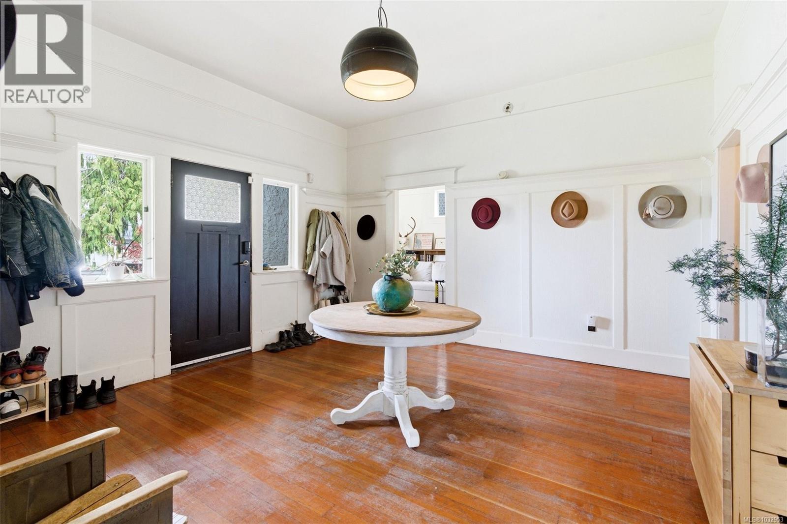 755 Wilson St, Victoria, British Columbia  V9A 3H4 - Photo 6 - 1032953