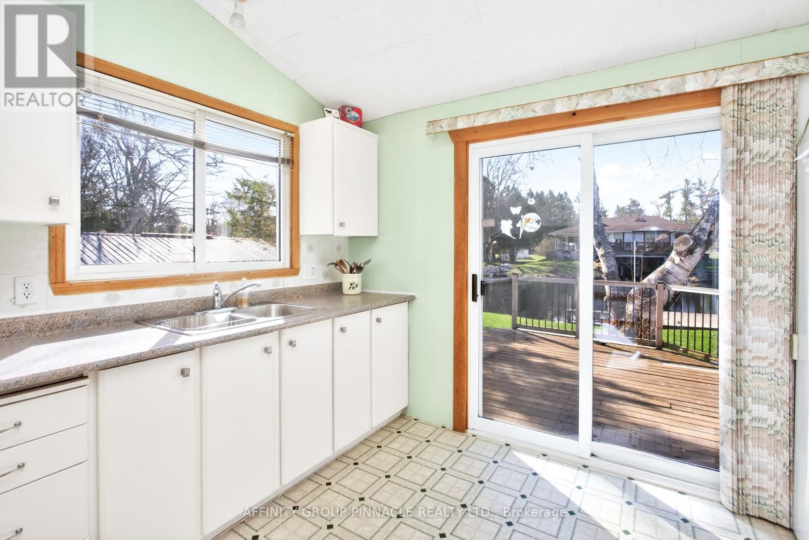 12 North Bayou Road, Kawartha Lakes, Ontario  K0M 1N0 - Photo 11 - X13029476