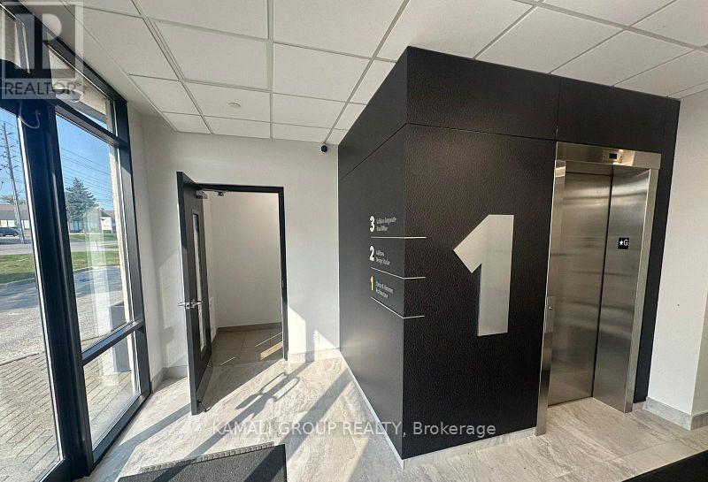 Interior Office - 1135 Stellar Drive, Newmarket, Ontario  L3Y 7B8 - Photo 7 - N12991258