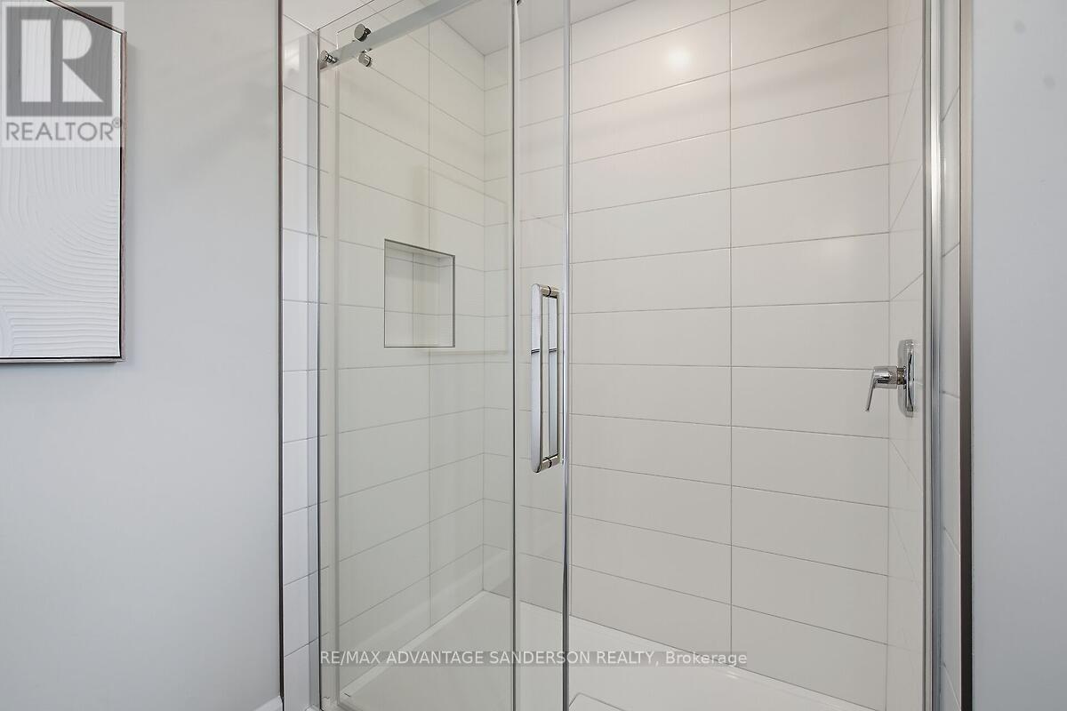 33 Purple Beech Street, Thames Centre, Ontario  N0M 2P0 - Photo 24 - X12928062