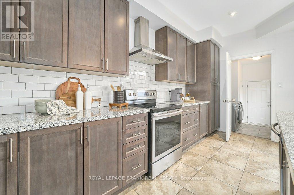 10 Drayton Avenue, Ajax, Ontario  L1T 0N9 - Photo 11 - E13032226