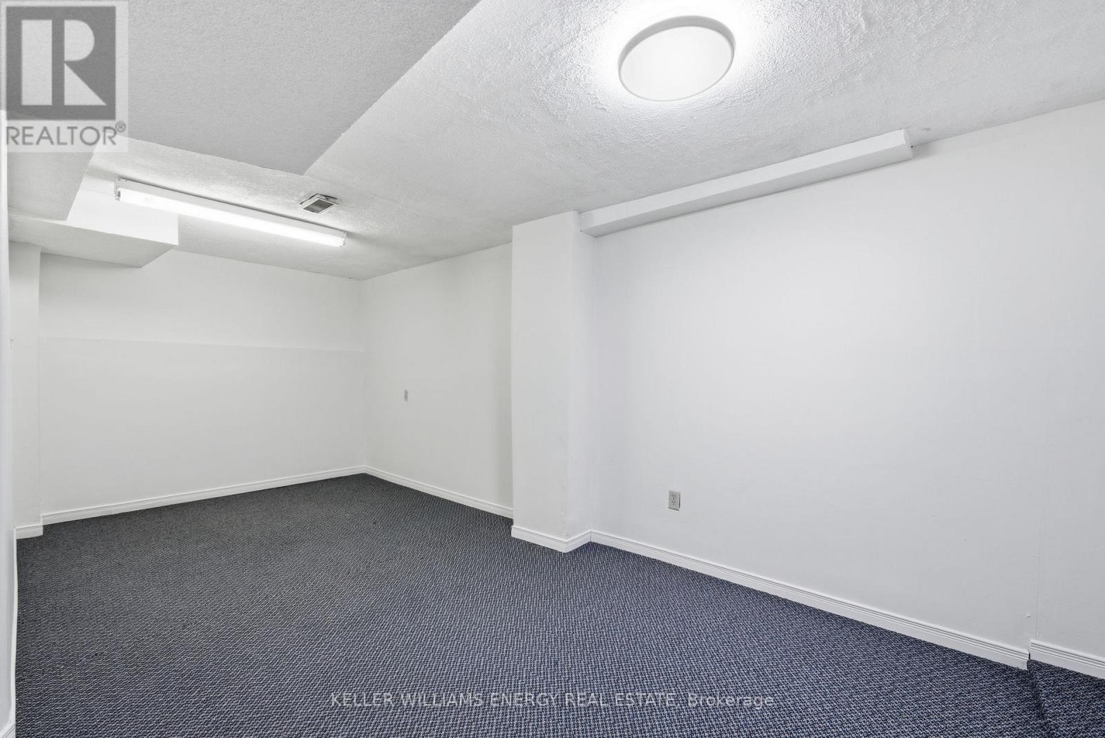 35 Gates Crescent, Ajax, Ontario  L1S 7E6 - Photo 13 - E13032256