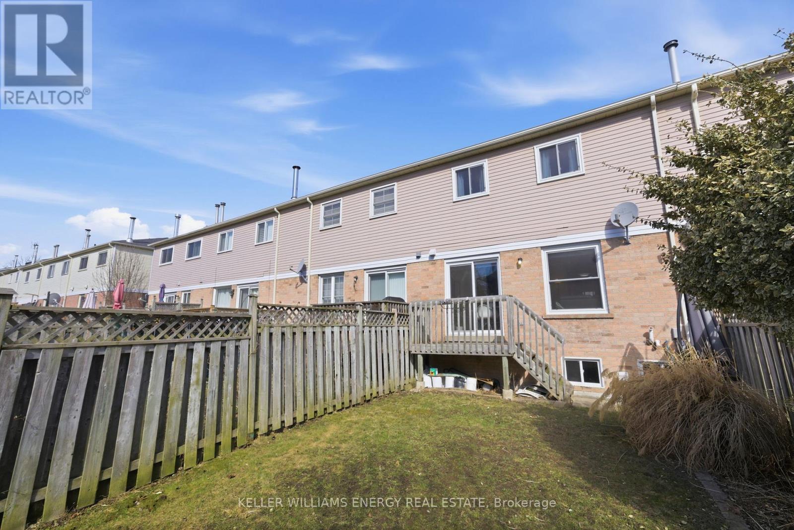 35 Gates Crescent, Ajax, Ontario  L1S 7E6 - Photo 14 - E13032256