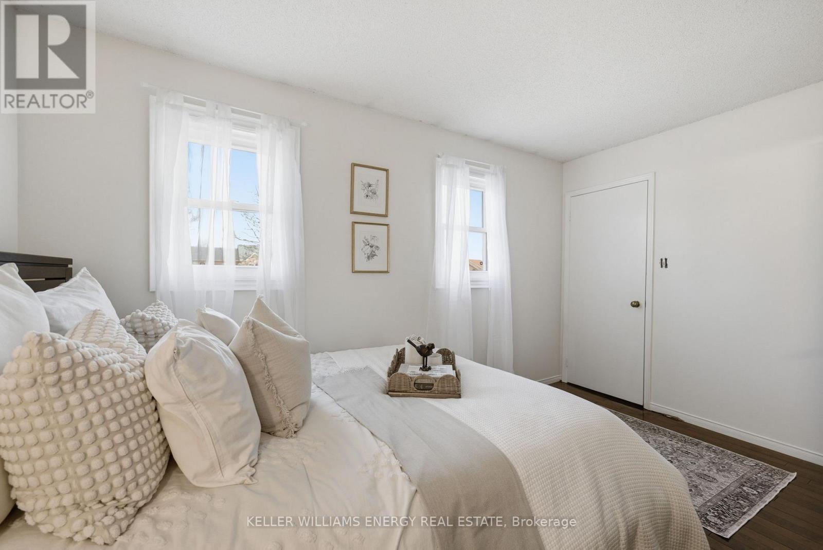 35 Gates Crescent, Ajax, Ontario  L1S 7E6 - Photo 9 - E13032256