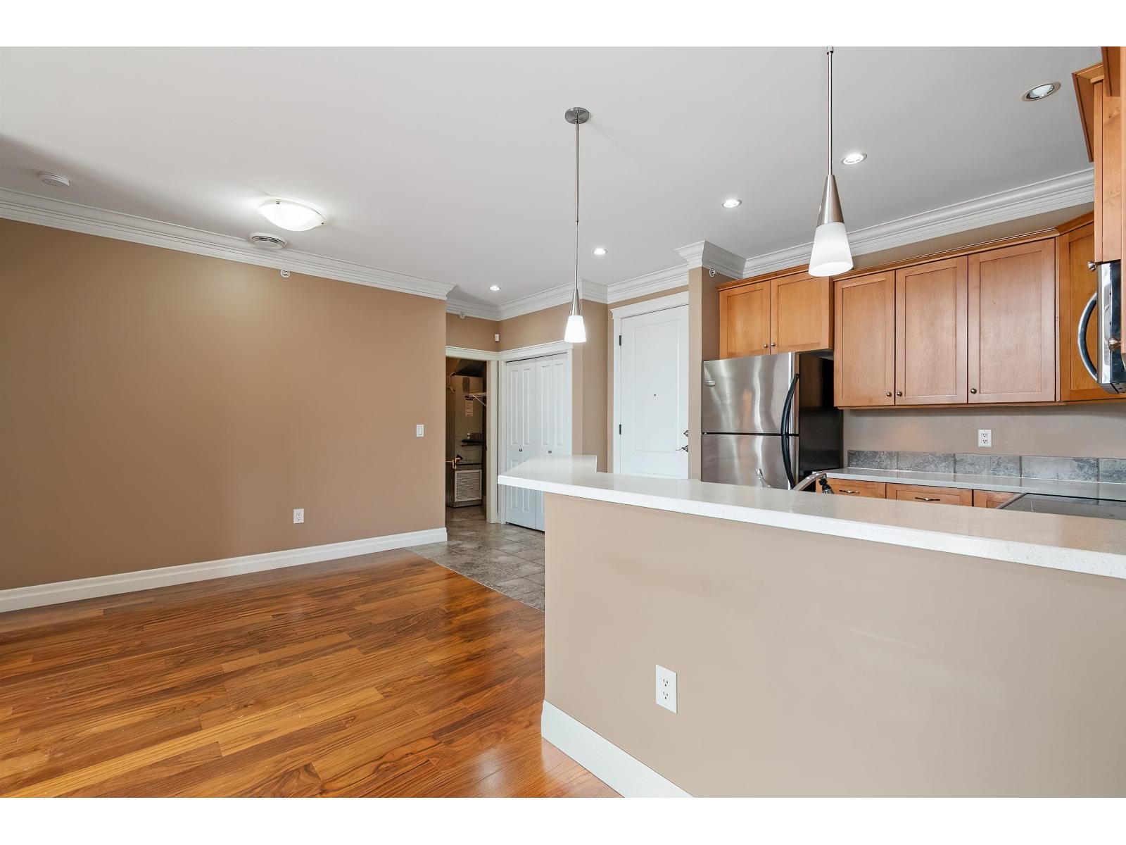 405a 45595 Tamihi Way, Garrison Crossing, Chilliwack, British Columbia  V2R 0G3 - Photo 6 - R3112323