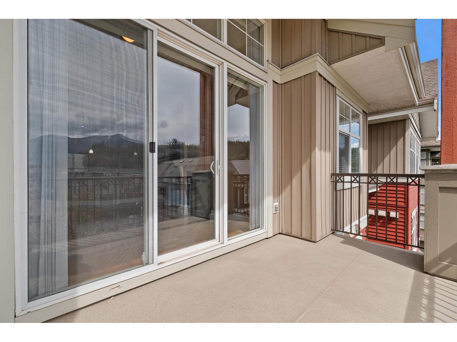 405a 45595 Tamihi Way, Garrison Crossing, Chilliwack, British Columbia  V2R 0G3 - Photo 16 - R3112323