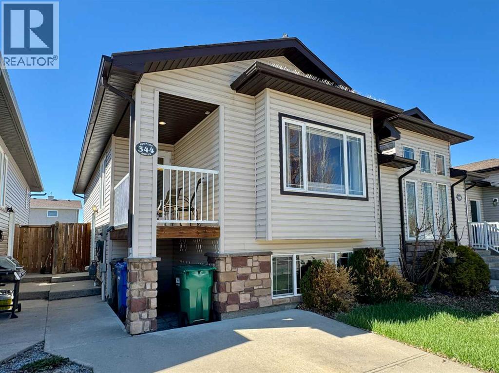 344 Lynx Crescent N, Lethbridge, Alberta  T1H 6X7 - Photo 2 - A2302364