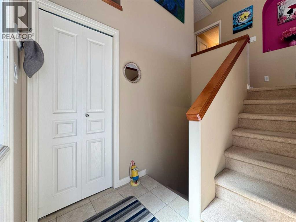 344 Lynx Crescent N, Lethbridge, Alberta  T1H 6X7 - Photo 3 - A2302364