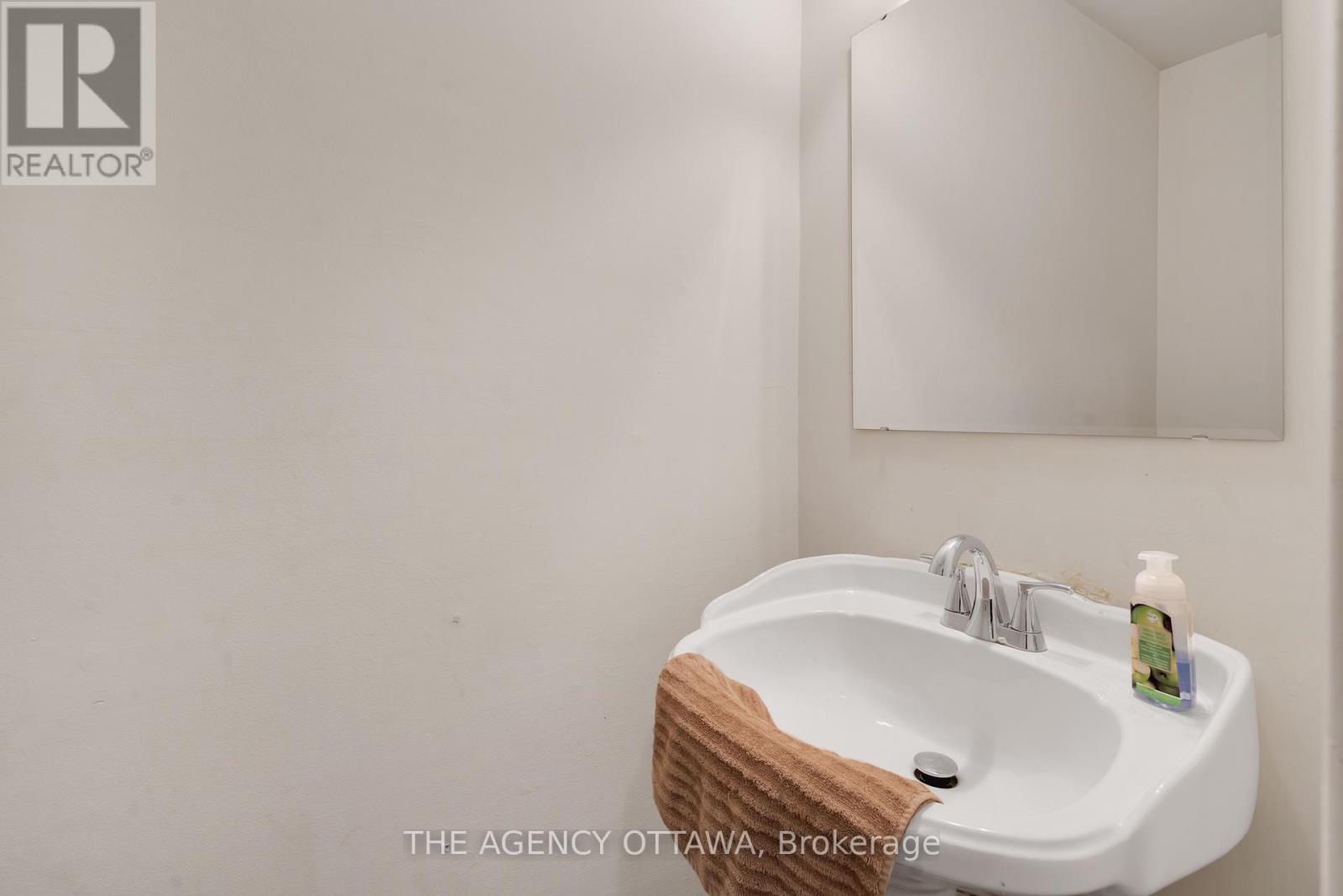 9 - 10 Collins Crescent, Brampton, Ontario  L6V 3M9 - Photo 20 - W13032308