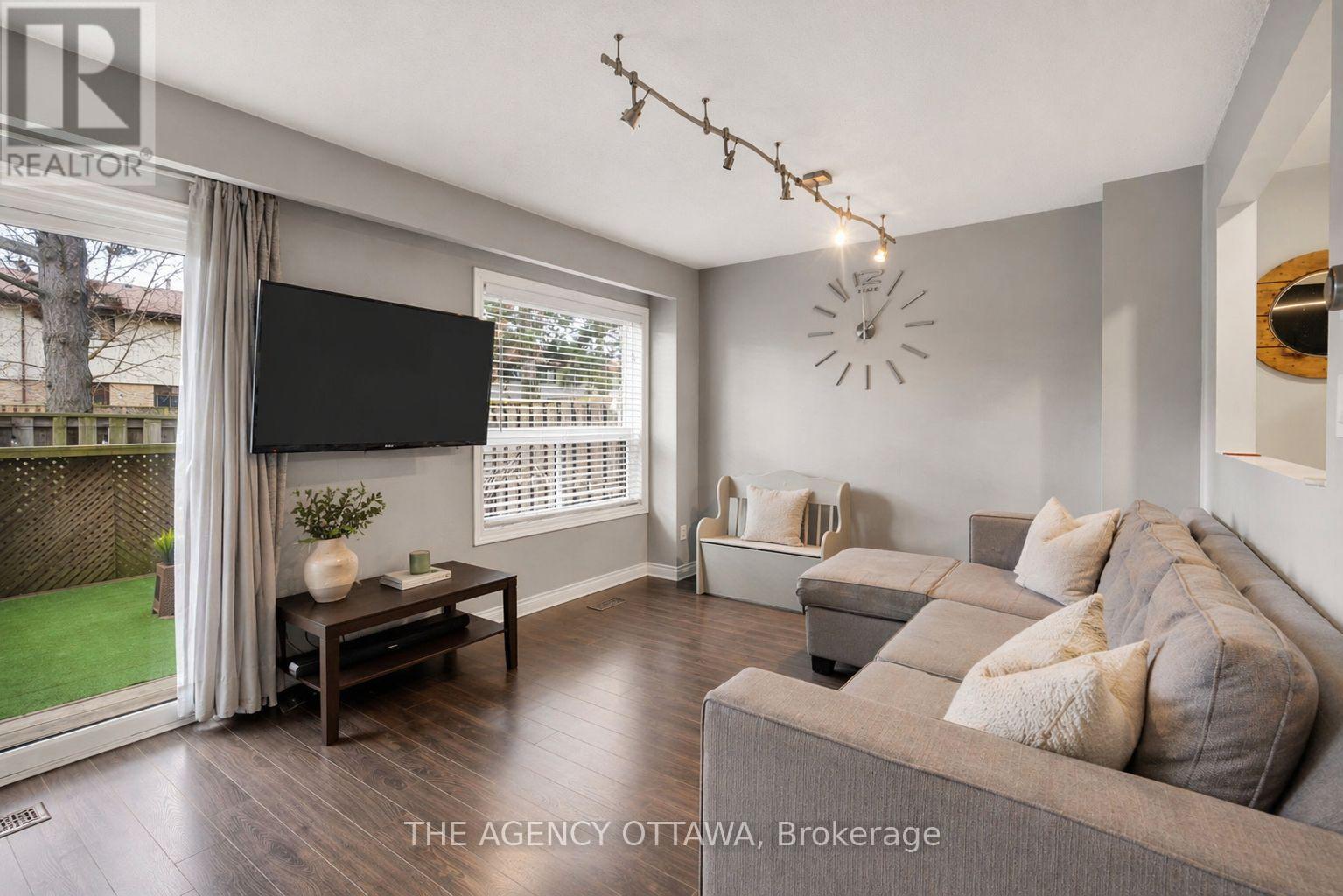 9 - 10 Collins Crescent, Brampton, Ontario  L6V 3M9 - Photo 7 - W13032308