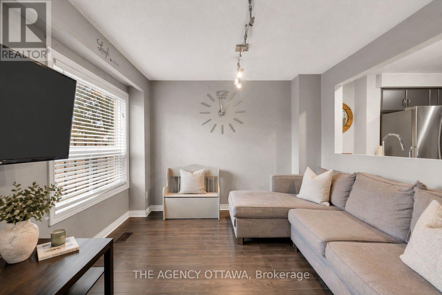 9 - 10 Collins Crescent, Brampton, Ontario  L6V 3M9 - Photo 8 - W13032308