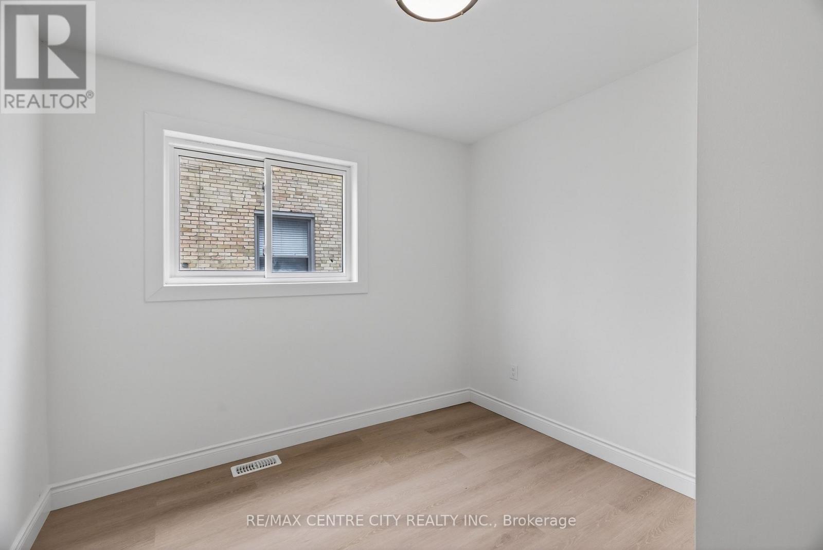 139 Mamelon Street, London East, Ontario  N5Z 1Y2 - Photo 11 - X13032268