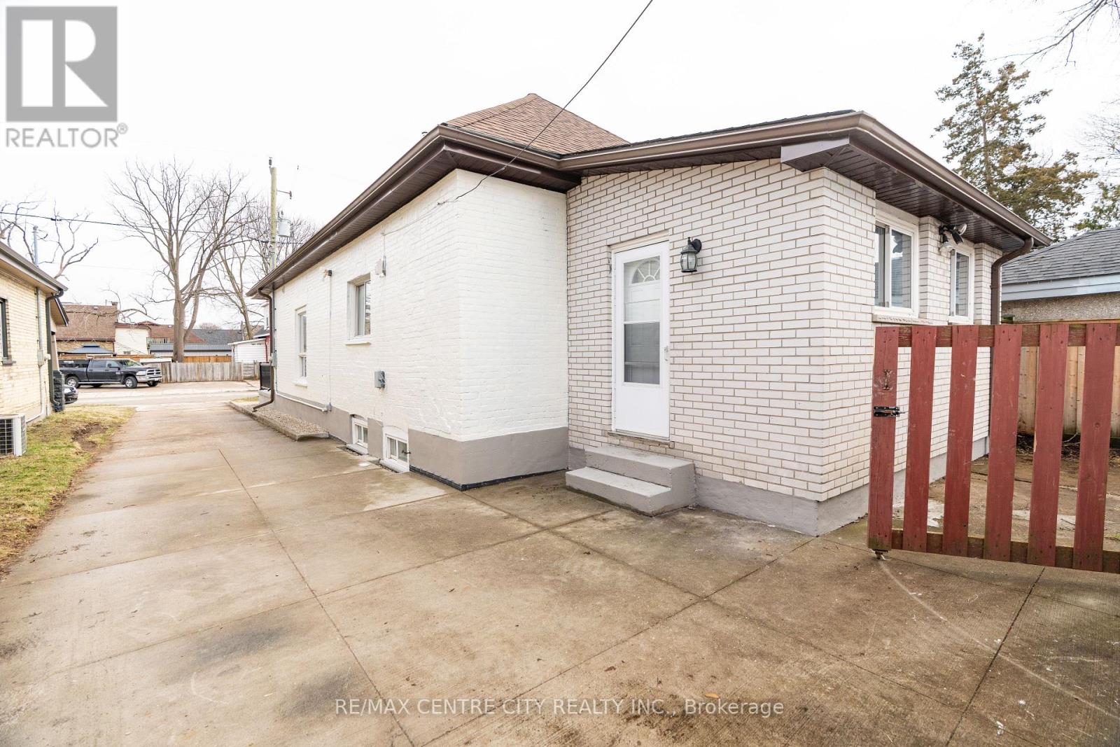 139 Mamelon Street, London East, Ontario  N5Z 1Y2 - Photo 34 - X13032268