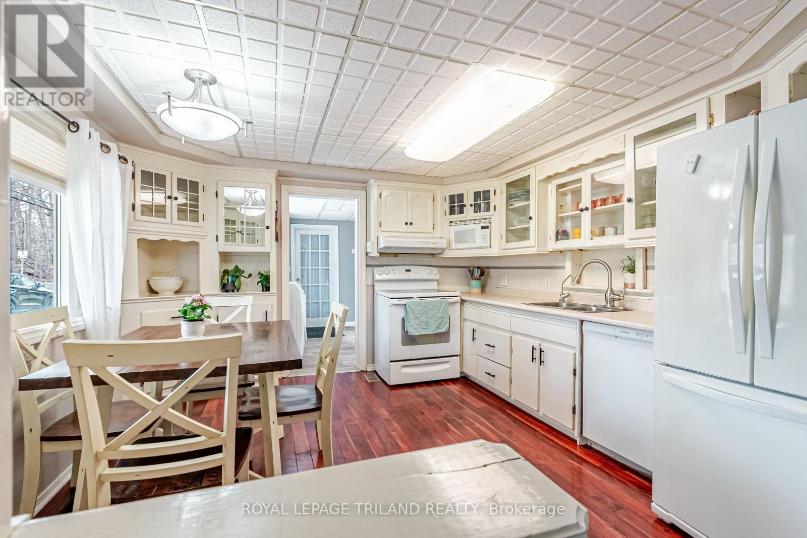 3868 Hamilton Road, Thames Centre, Ontario  N0L 1G2 - Photo 12 - X13032324