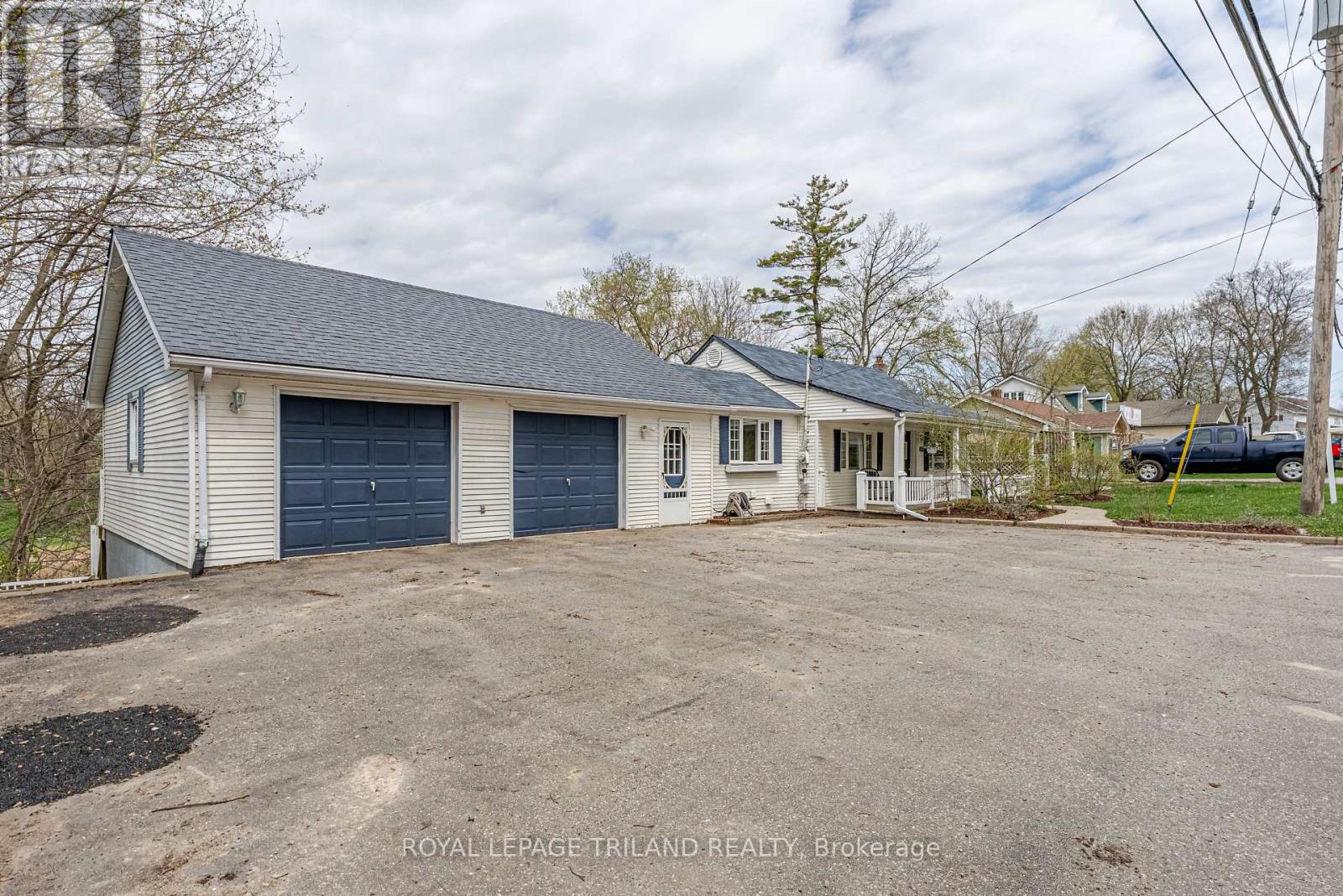 3868 Hamilton Road, Thames Centre, Ontario  N0L 1G2 - Photo 5 - X13032324