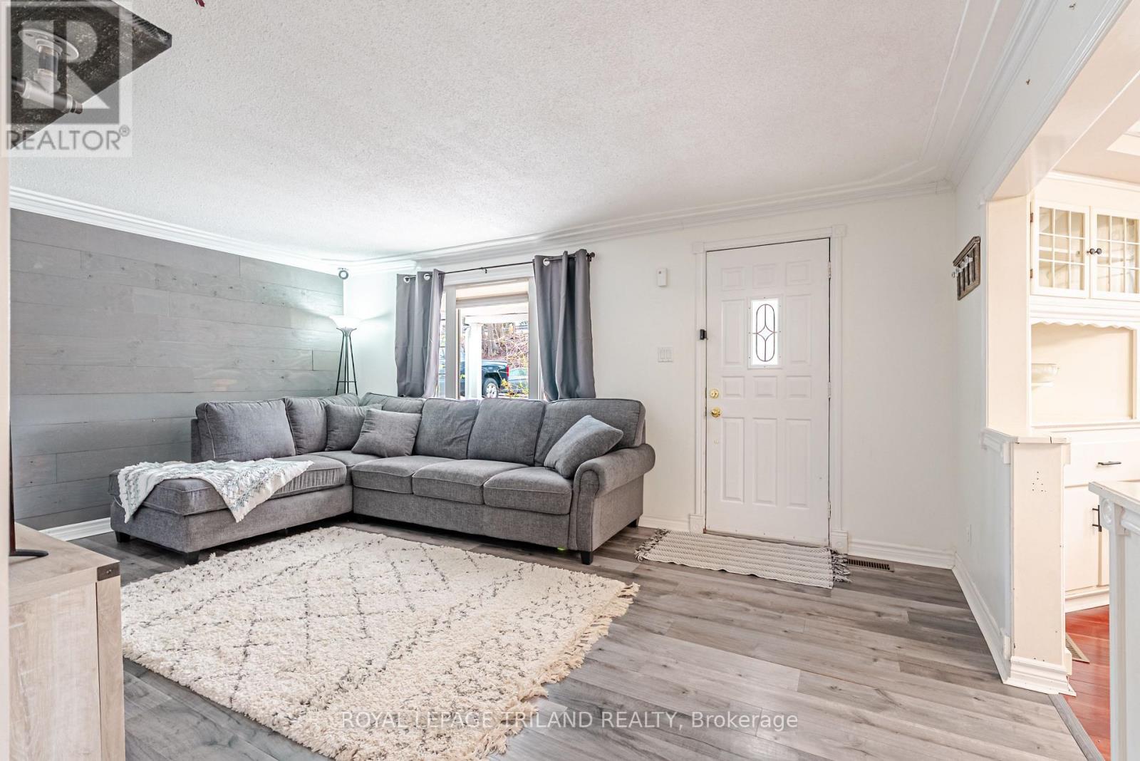 3868 Hamilton Road, Thames Centre, Ontario  N0L 1G2 - Photo 6 - X13032324