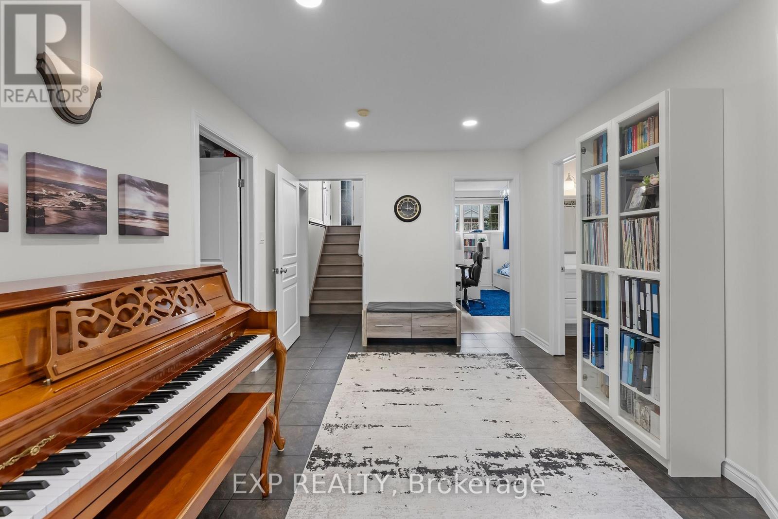 7032 Kelly Drive, Niagara Falls, Ontario  L2H 3J9 - Photo 26 - X13000182