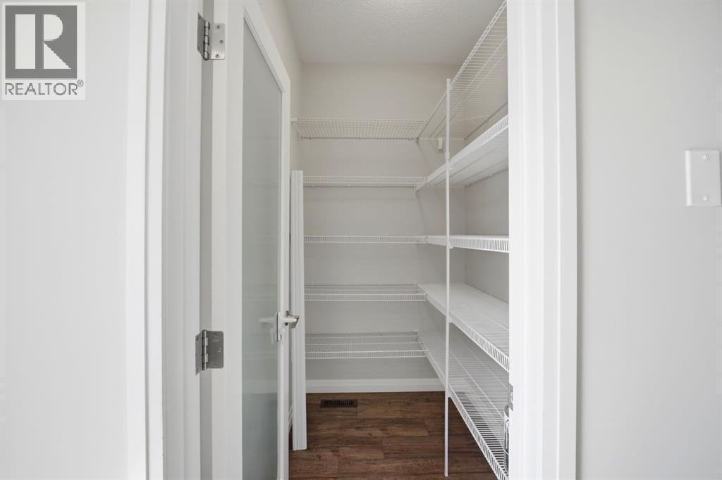 96 Red Embers Crescent NE, Calgary, Alberta  T3N 0R4 - Photo 15 - A2302158