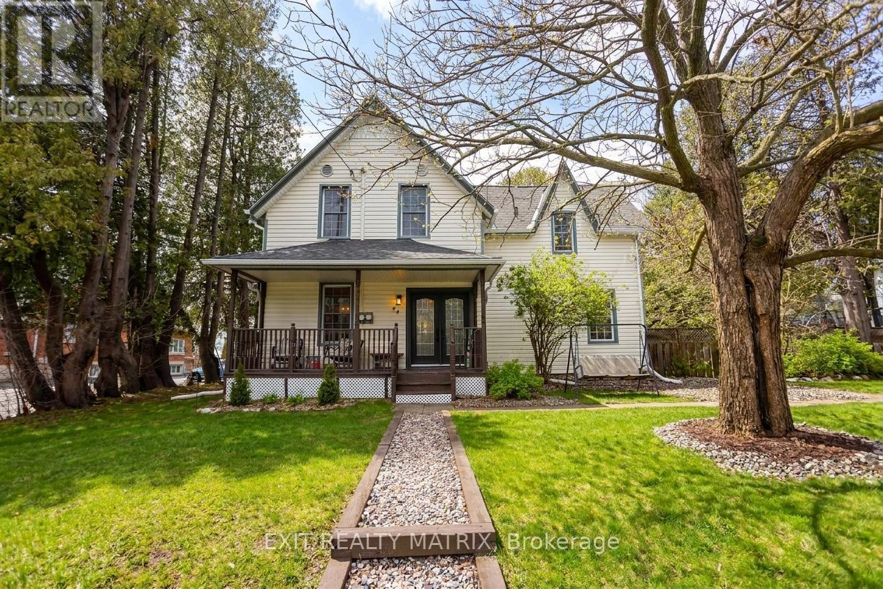 44 MILL STREET, Russell, Ontario