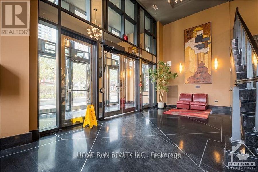 1007 - 245 Kent Street, Ottawa, Ontario  K2P 0A5 - Photo 3 - X13032298