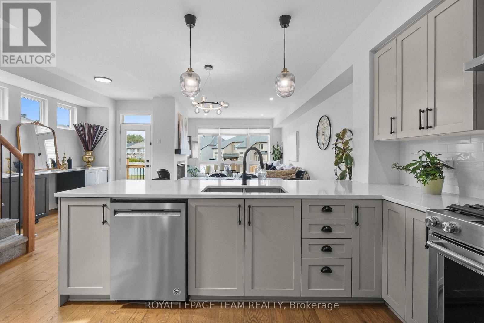 315 Big Dipper Street, Ottawa, Ontario  K4M 0J2 - Photo 10 - X13032360