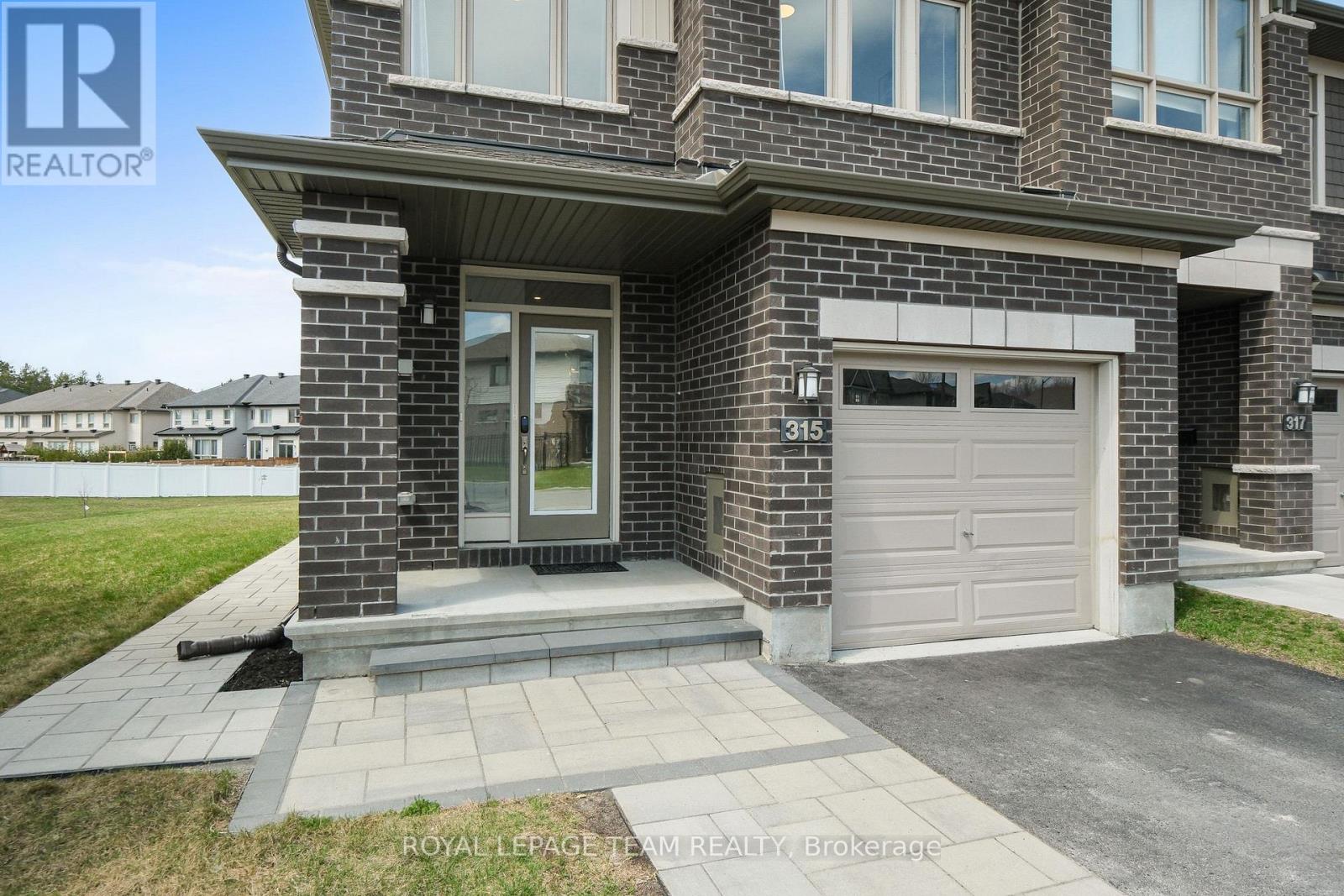 315 Big Dipper Street, Ottawa, Ontario  K4M 0J2 - Photo 4 - X13032360
