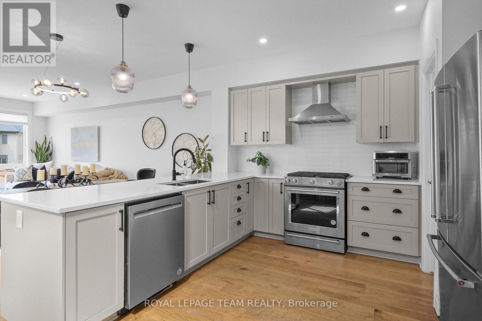 315 Big Dipper Street, Ottawa, Ontario  K4M 0J2 - Photo 9 - X13032360